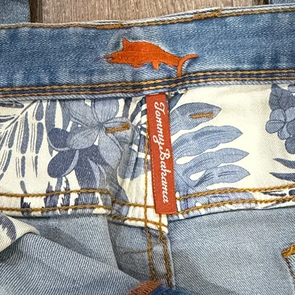 Tommy Bahama Light Wash Boracay Men's Jeans with - Picture 4 of 5